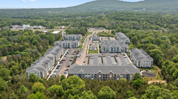The Ridge at Readington Pet friendly luxury apartments in Whitehouse Station, NJ – The Ridge at Readington