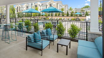 The Ridge at Readington Luxury apartments with clubhouse pavilion in Whitehouse Station, NJ – The Ridge at Readington