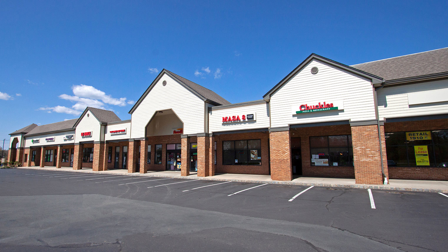 Manors Corner Shopping Center Restaurant spaces for lease Mercer County, New Jersey - Manors Corner Shopping Center