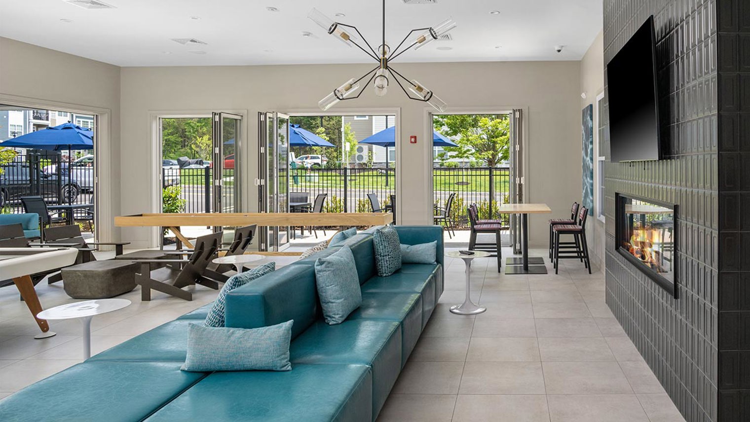 The Ridge at Readington Luxury apartments with clubhouse game room in Whitehouse Station, NJ – The Ridge at Readington