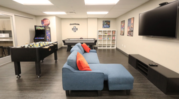 The Pinnacle at 65 Pet friendly apartments with lounge and game room in Bethlehem, PA – The Pinnacle @ 65