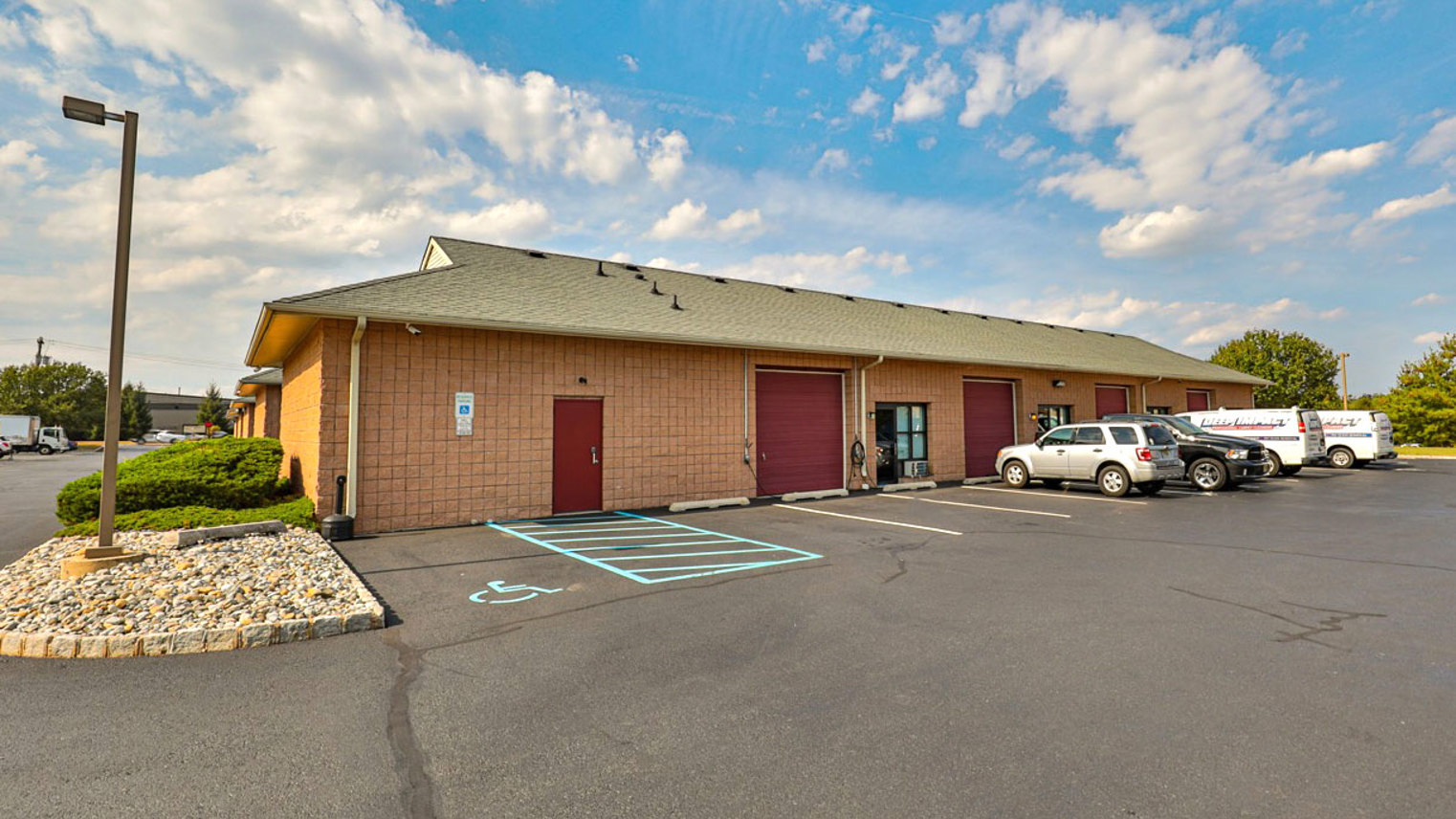 Larken Mini Office Warehouse HBC Larken Mini Office Bldg 5A