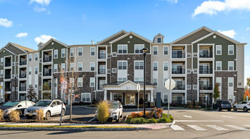 Horizons at Autumn Ridge Pet friendly 55+ active adult apartments with on-site parking in Lopatcong, NJ – Horizons at Autumn Ridge