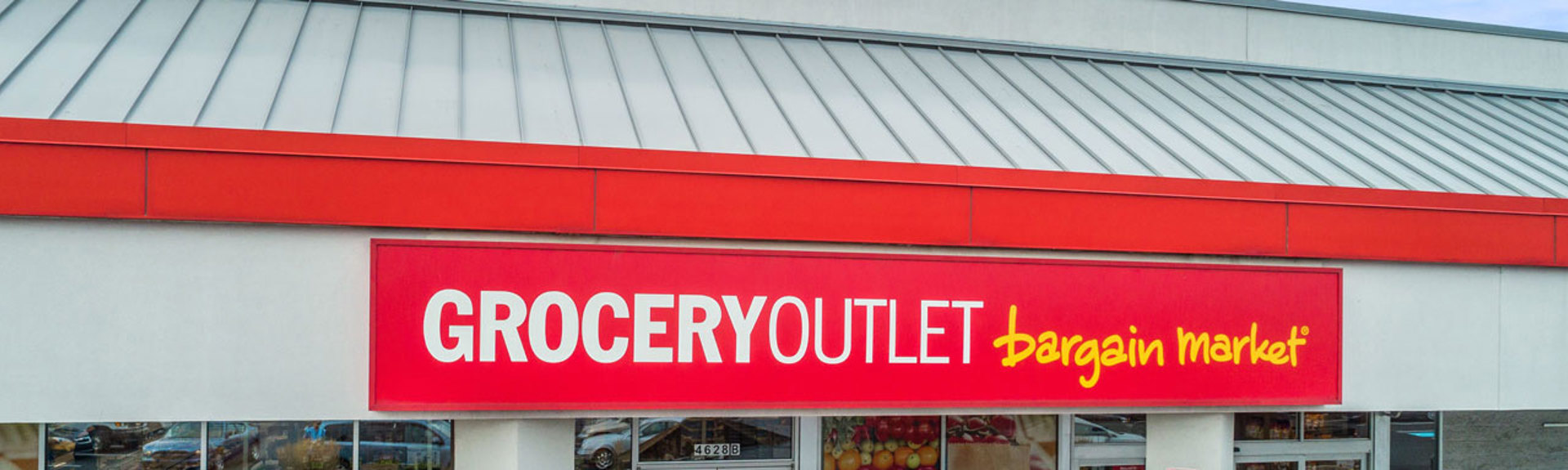 Larken Associates Negotiates Commercial Lease Renewal with Discount Supermarket Outlet at Tilghman Square Shopping Center in South Whitehall, PA.