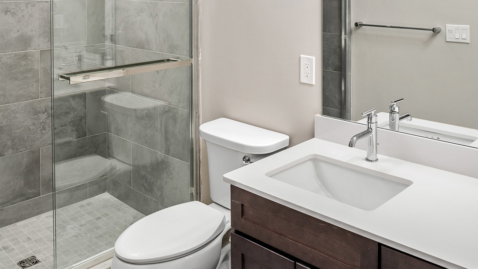 The Ridge at Readington Luxury elevator building apartment primary bathroom in Whitehouse Station, NJ – The Ridge at Readington
