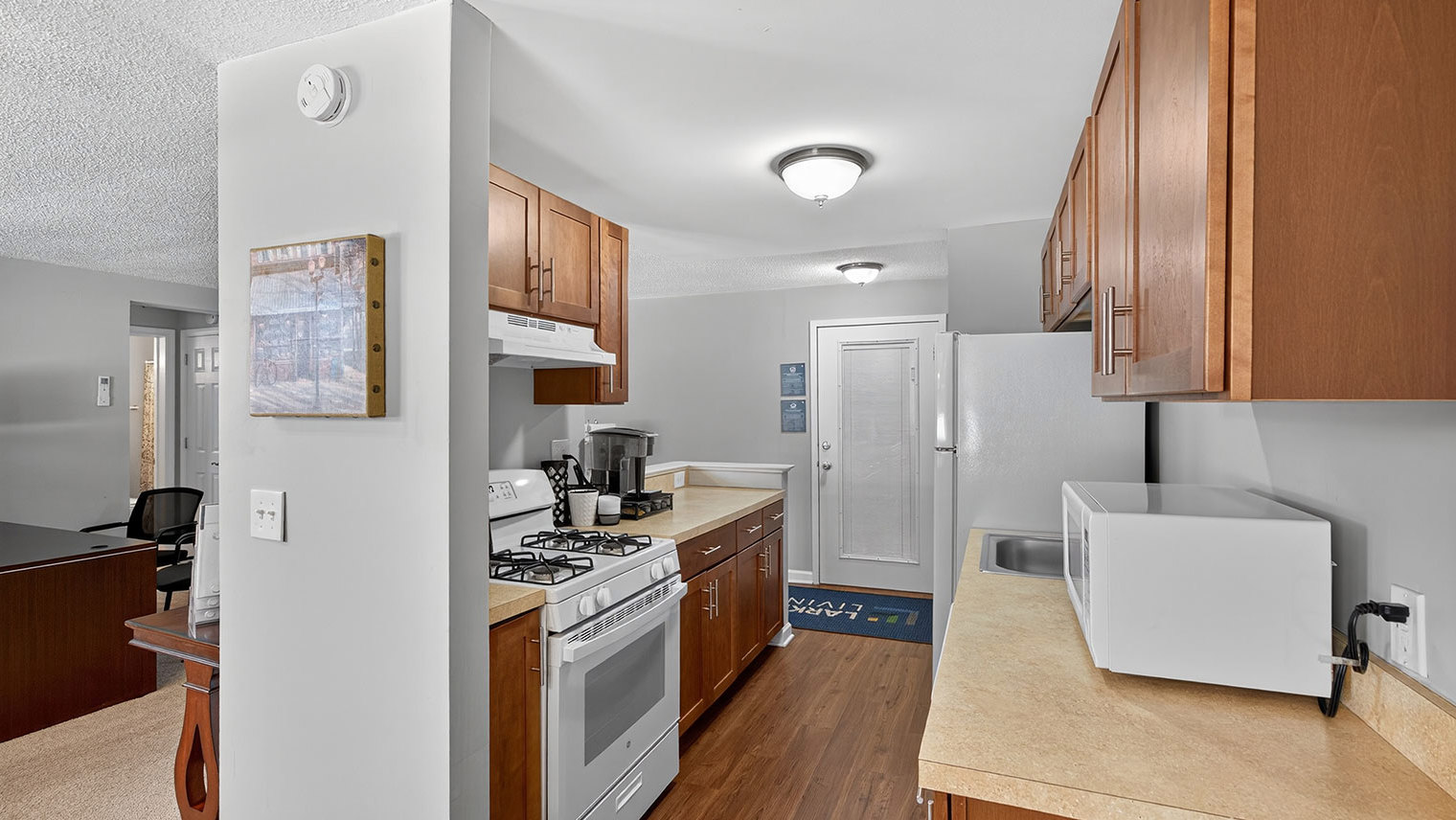 River Run Apartments Pet-friendly apartment kitchen in Bethlehem, PA – River Run Apartments