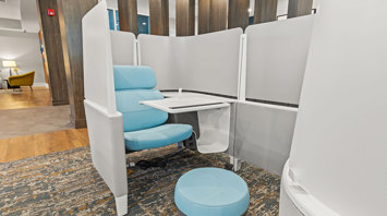 The View at Mackenzi Garden apartment rentals with clubhouse lounge and work pods in York, PA – The View at Mackenzi