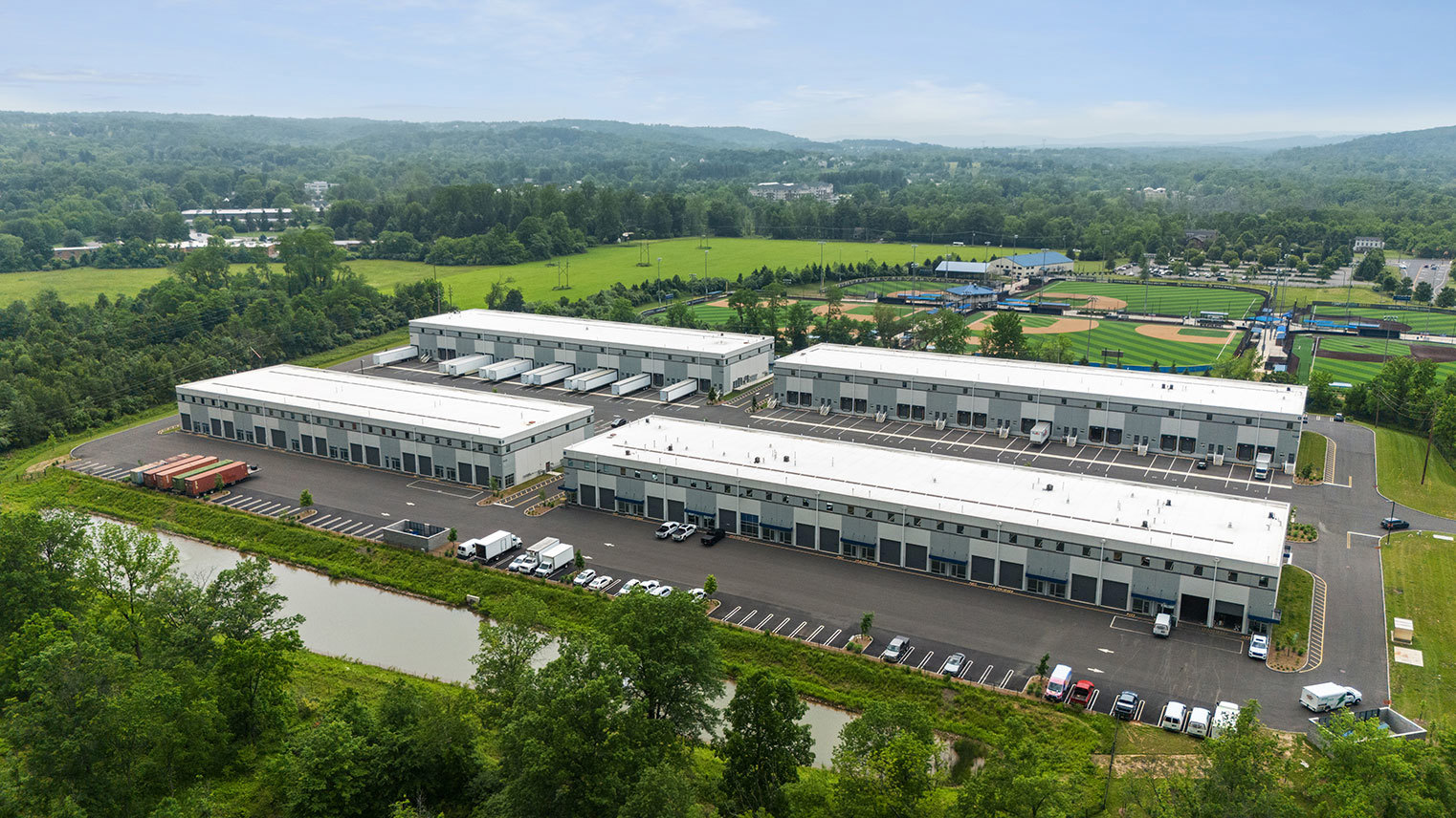 Flemington Junction Business Center Large warehouse spaces for lease with heavy floor load and loading docks in Flemington, NJ – Flemington Junction Business Center