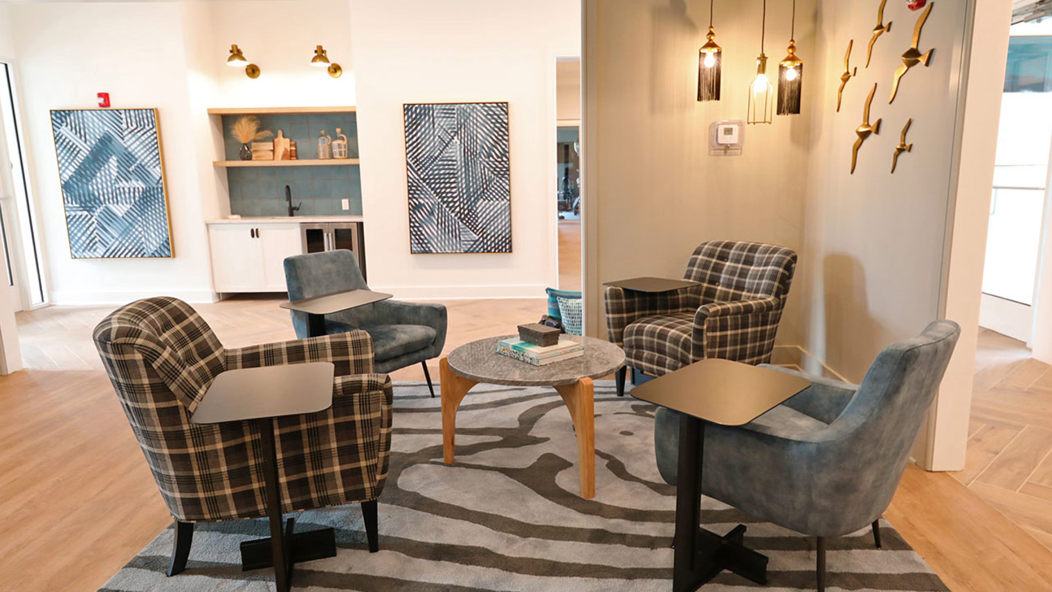 The Ridge at Readington Luxury apartments with clubhouse seating in Whitehouse Station, NJ – The Ridge at Readington