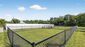 The Reserve at Copper Chase Pet friendly rentals with dog park in York, PA – The Oaks at Copper Chase