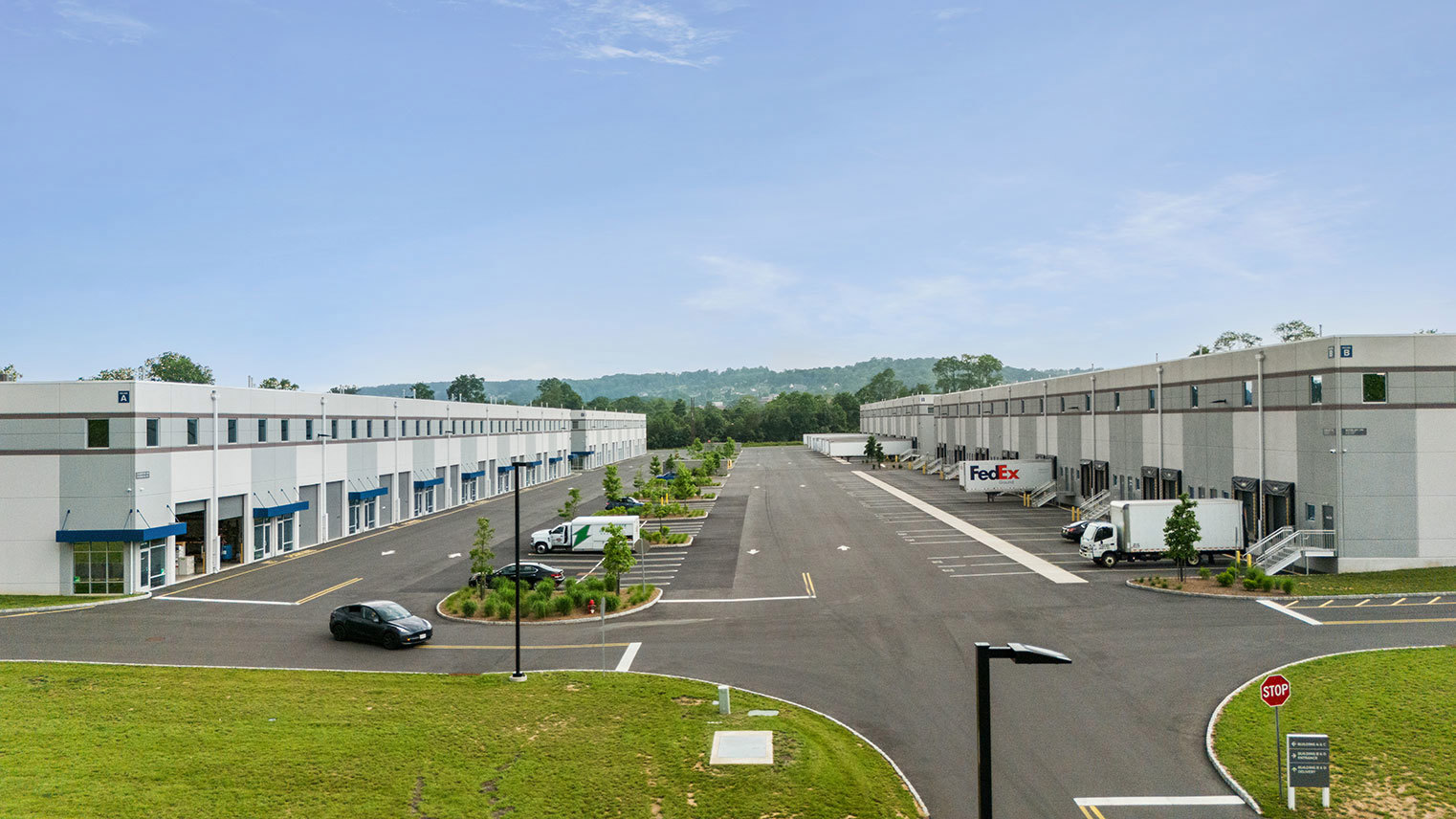 Flemington Junction Business Center Warehouse space for lease in the bustling residential and business community of Flemington, NJ – Flemington Junction Business Center
