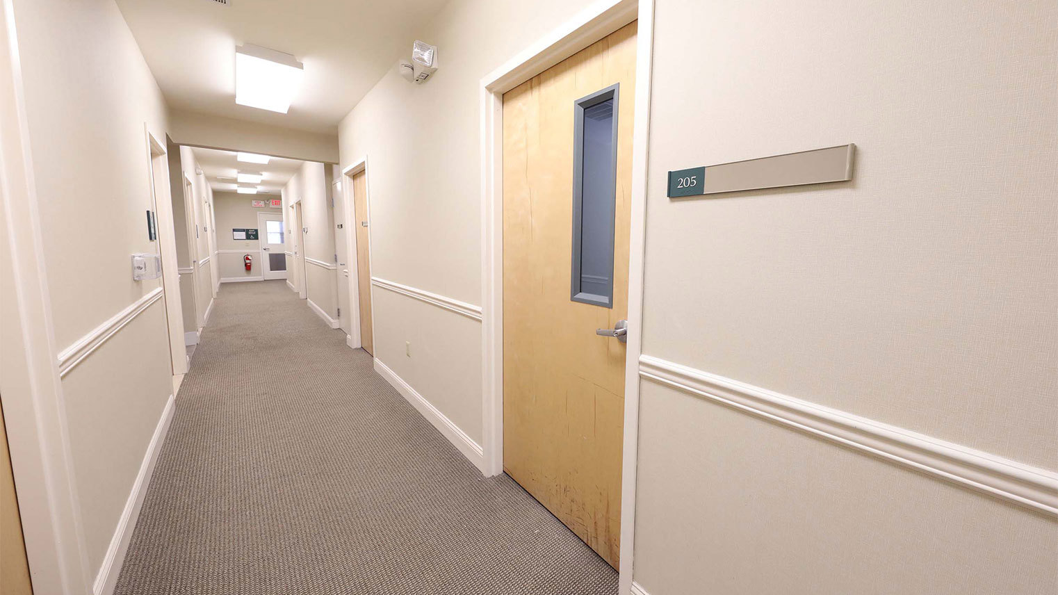 The Offices at Woods Tavern Hallway 2B