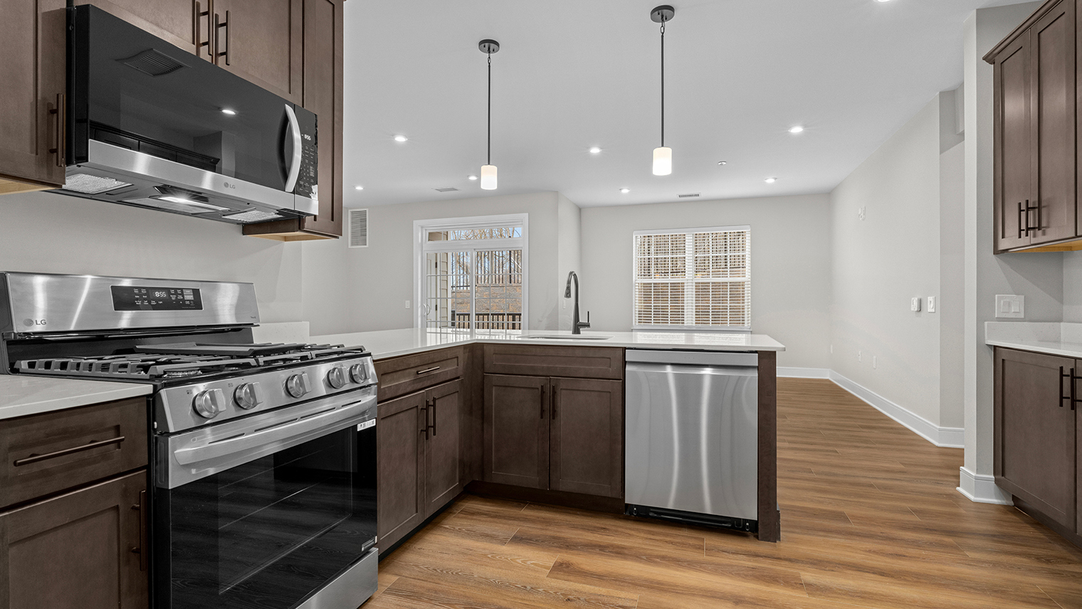Trailside Village The Aliso Kitchen And Great Room 1 V2