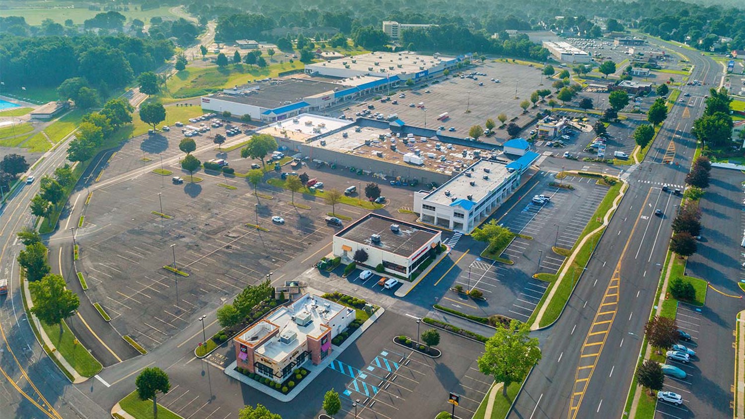 Larken Associates Negotiates Over 13,000 Square Feet in Commercial Lease Renewals at Bucks County Shopping Center in Pennsylvania