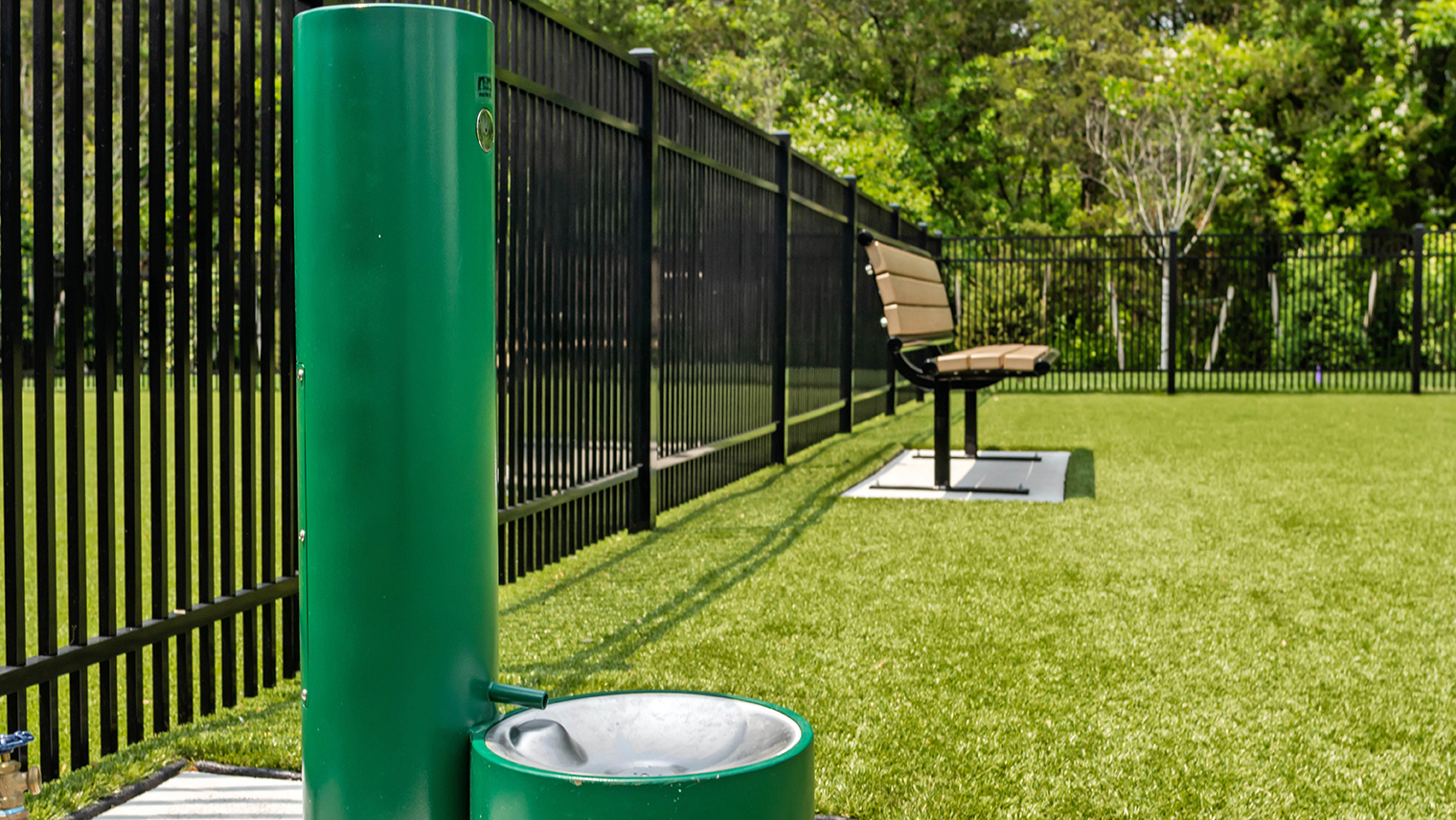 The Ridge at Readington Luxury rentals with dog park and pet fountain in Whitehouse Station, NJ – The Ridge at Readington