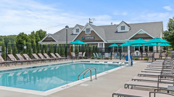 The View at Mackenzi Garden apartments with outdoor pool in York, PA – The View at Mackenzi