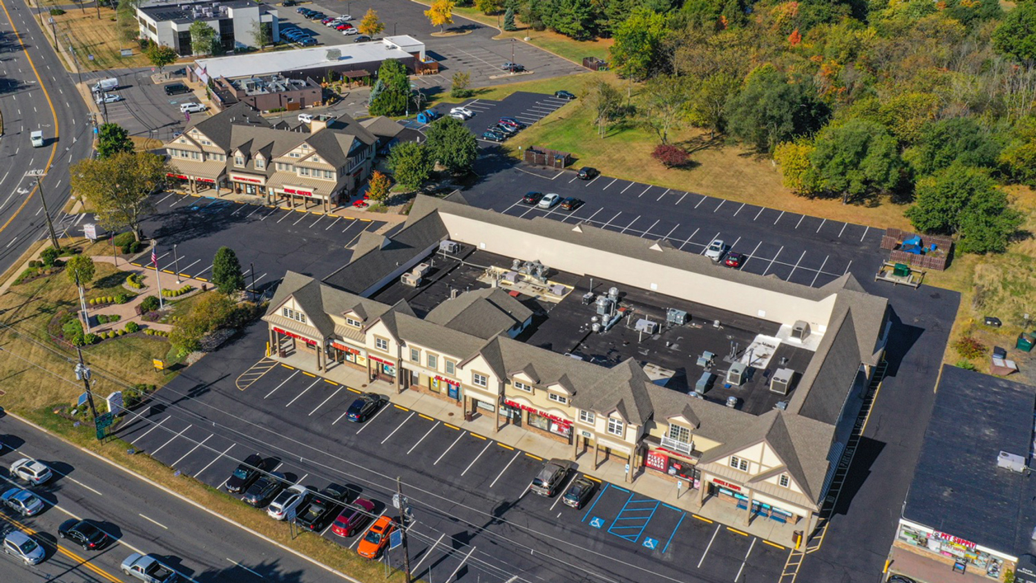 Larken Associates Negotiates Retail Lease to Bring Amwell Pharmacy to Hillsborough, NJ