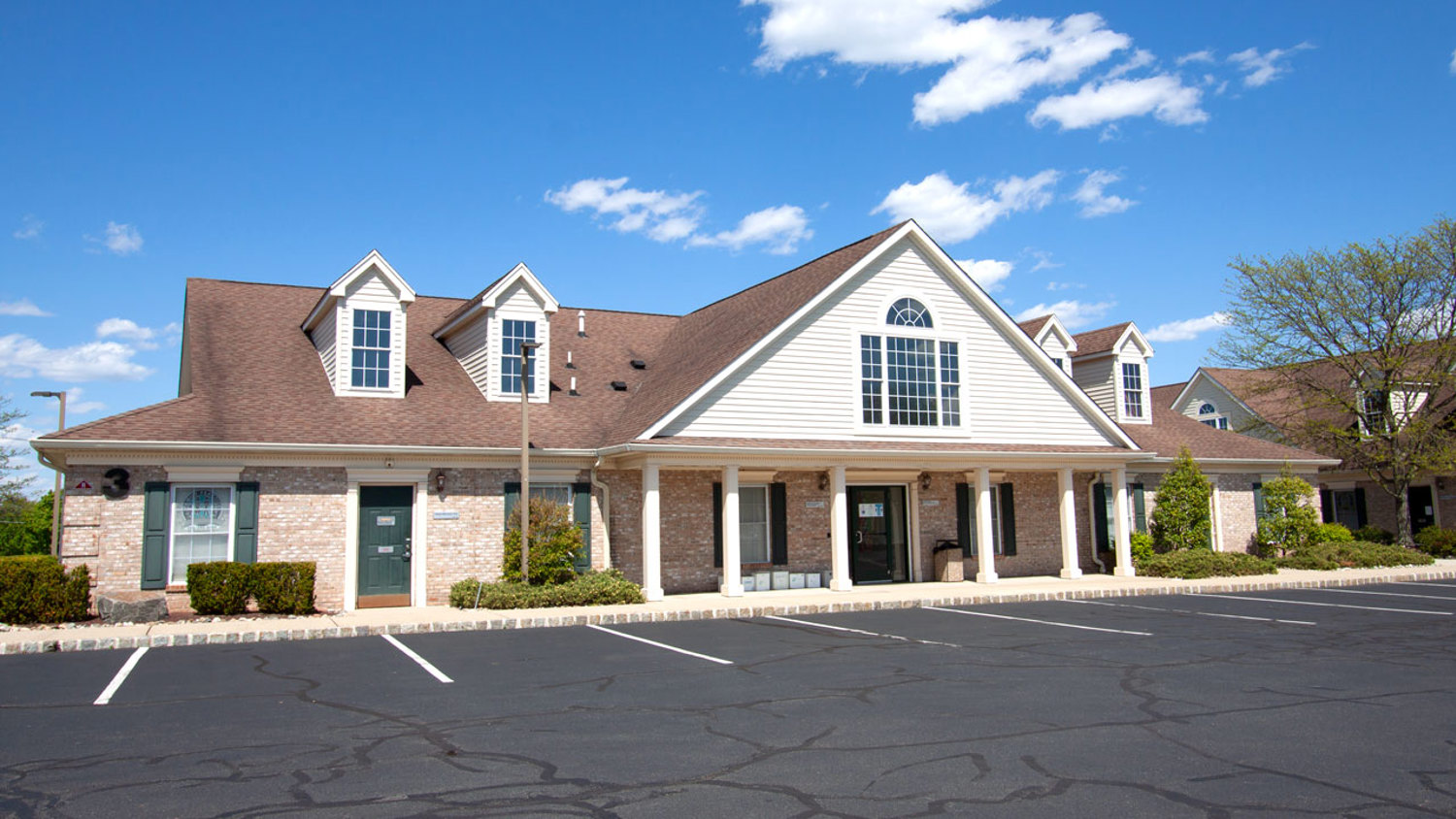Larken Associates Welcomes Consignment Shop to Kingsbridge Center in Hillsborough, NJ