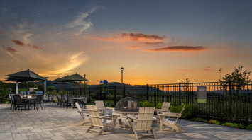 Monte View at Pohatcong Luxury apartment rentals with outdoor fire pit in Pohatcong, NJ – Monte View at Pohatcong