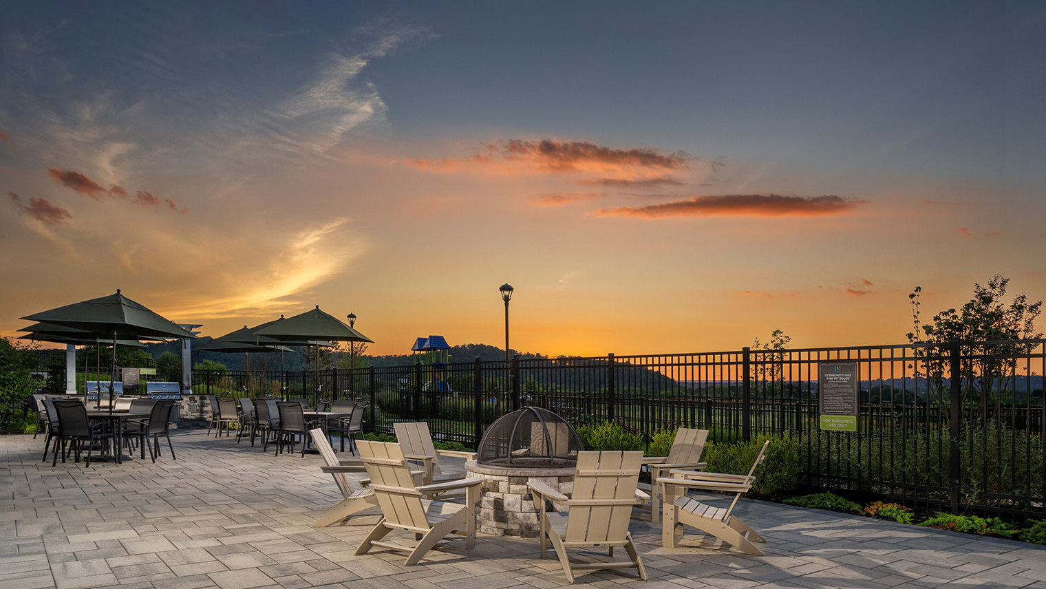 Monte View at Pohatcong Luxury apartment rentals with outdoor fire pit in Pohatcong, NJ – Monte View at Pohatcong
