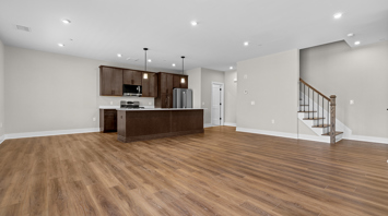 Trailside Village The Bradbury Great Room And Kitchen 1