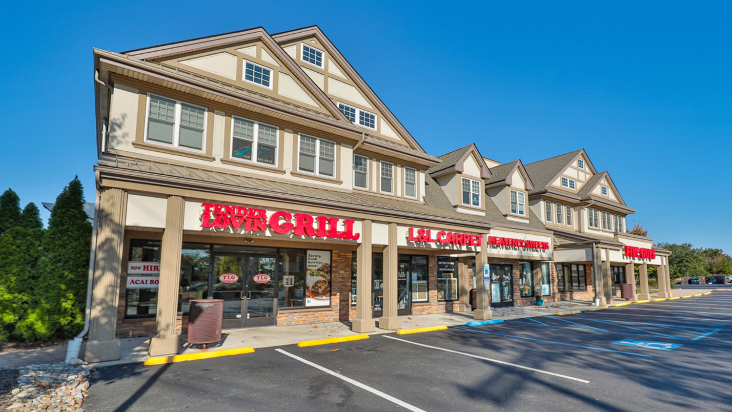 Larken Associates Negotiates Retail Lease to Bring Amwell Pharmacy to Hillsborough, NJ