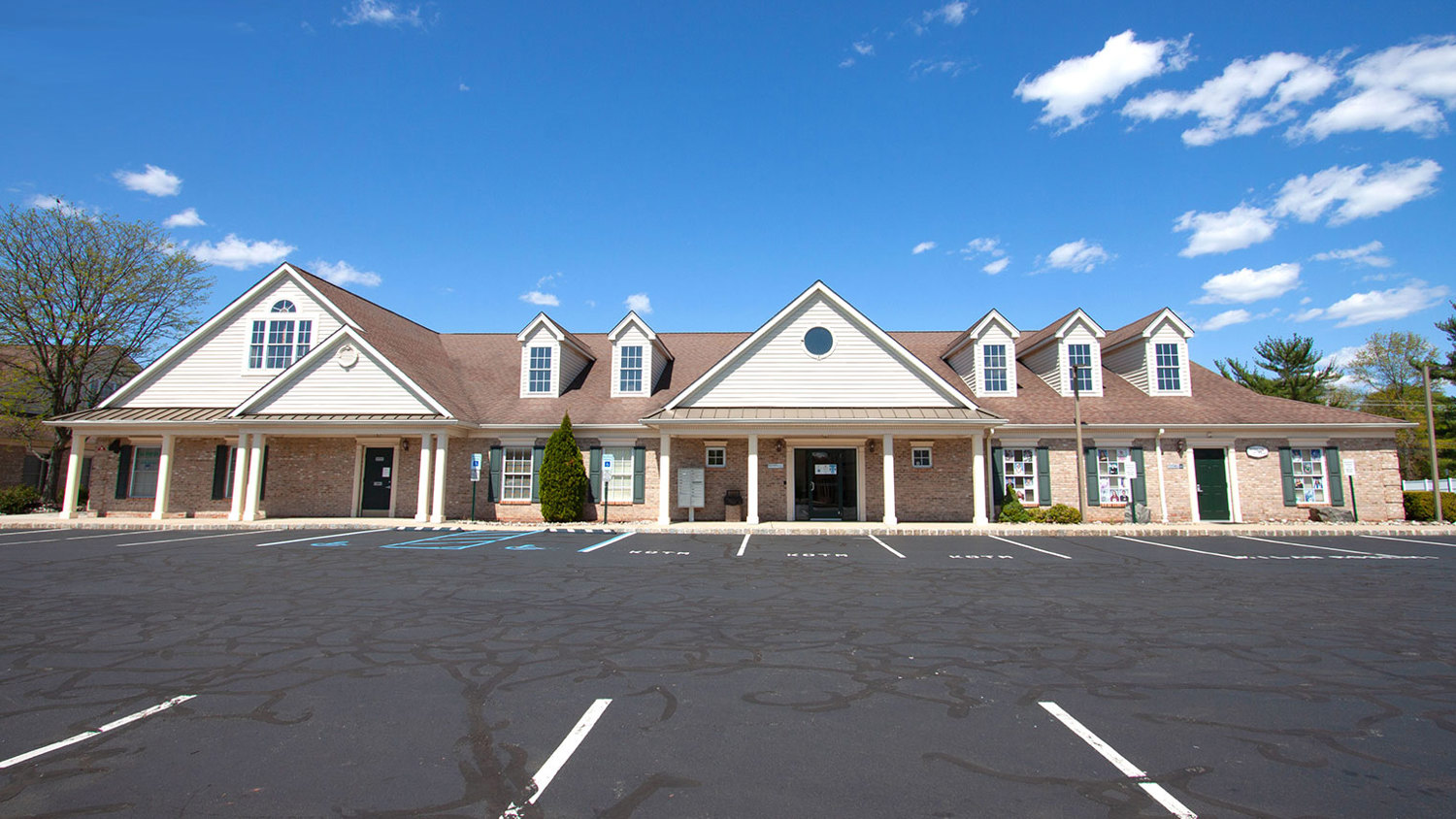 Professional office for lease near me Somerset County, New Jersey - Kingsbridge Center