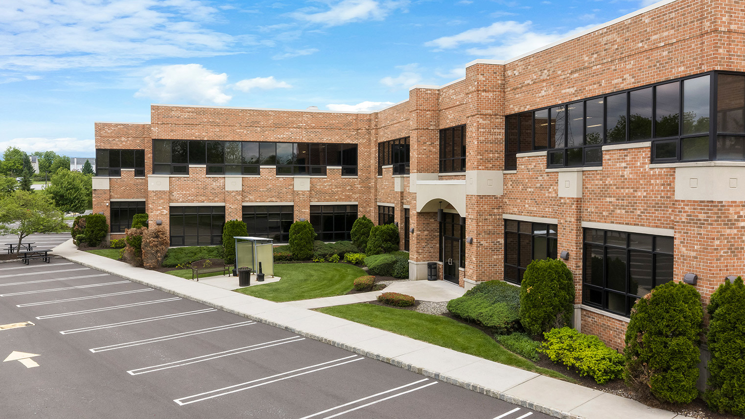 Greenwich Commons Rear exterior with ample parking at Greenwich Commons office and medical property in Stewartsville, NJ