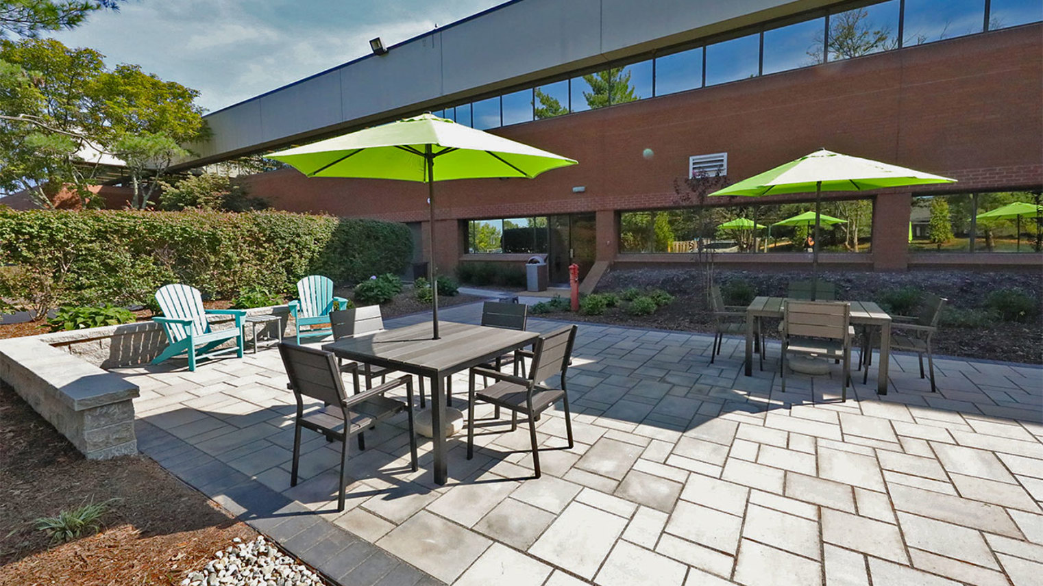 Branchburg Centre Build-to-suit professional office space for rent with patio in Branchburg, NJ – Branchburg Centre
