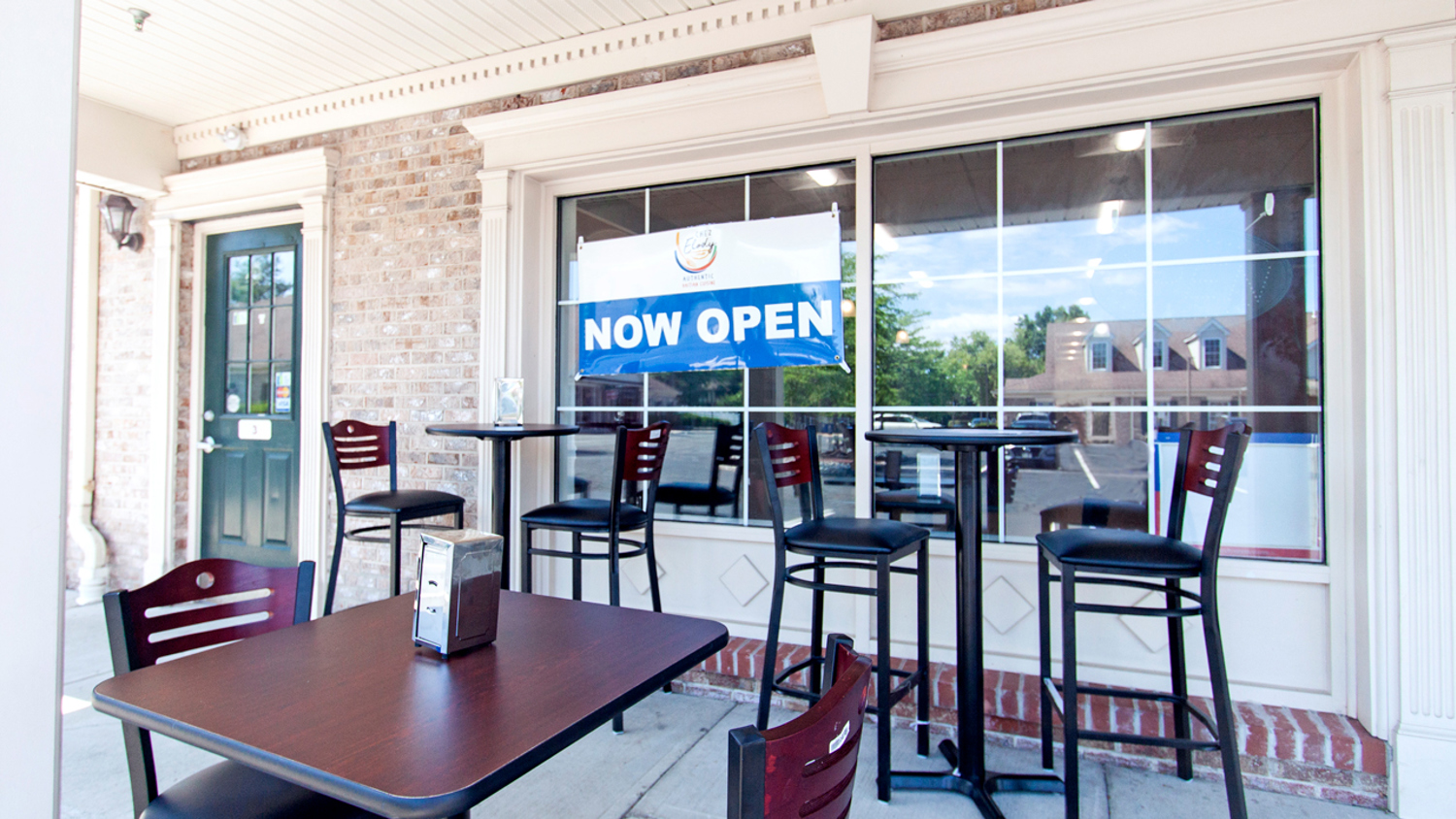 Larken Associates Inks Commercial Lease Deal to Bring New Haitian Restaurant to Kingsbridge Center in Hillsborough, NJ