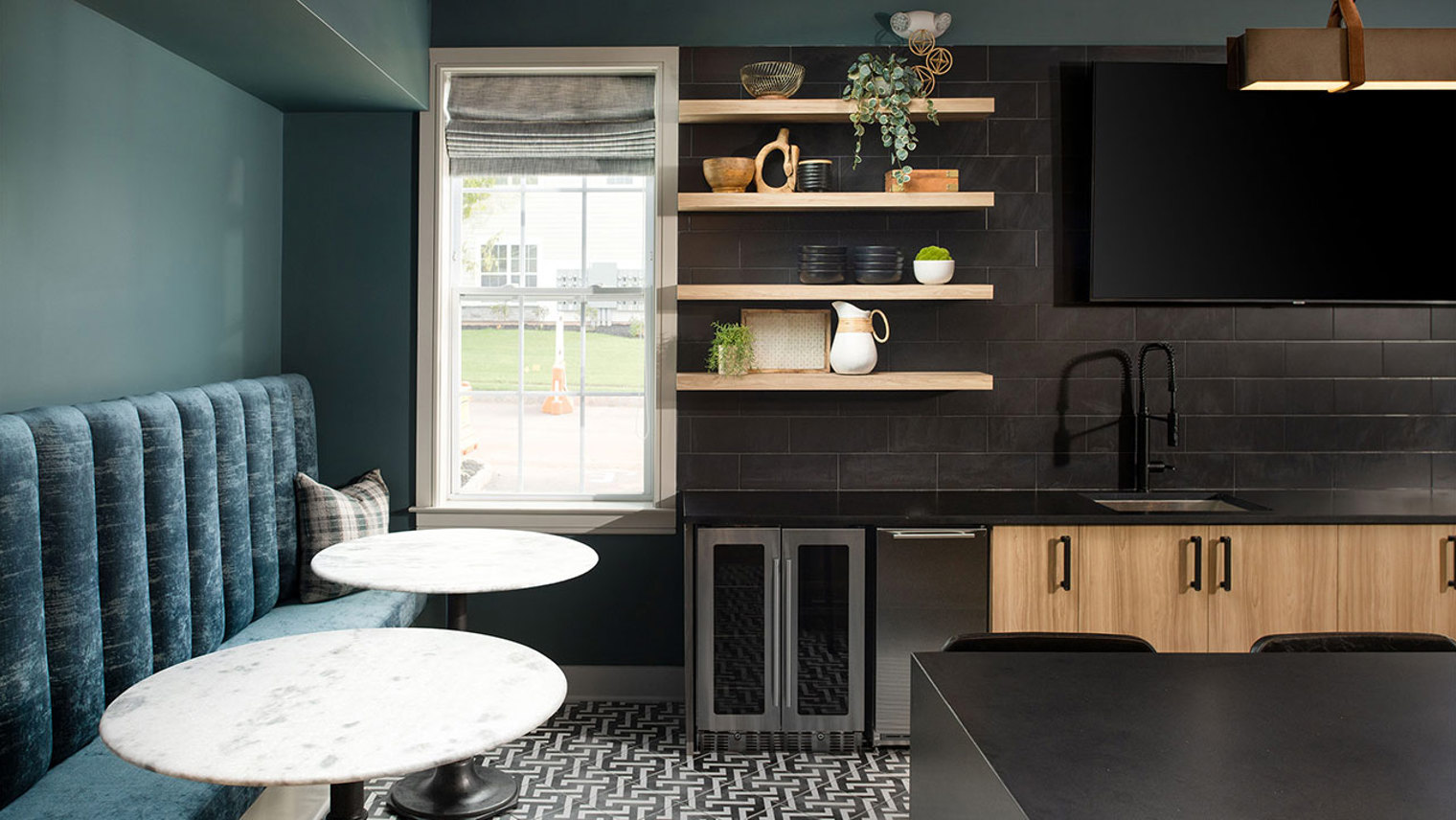 The Ridge at Readington Pet friendly apartments with modern amenities in Whitehouse Station, NJ – The Ridge at Readington