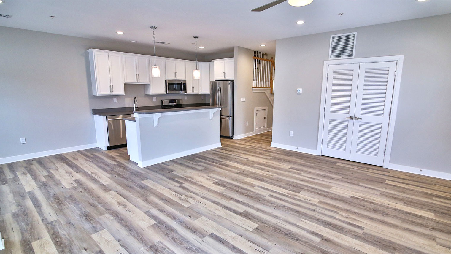 River Run Apartments Townhomes for rent near me Lehigh Valley, Pennsylvania - River Run Apartments