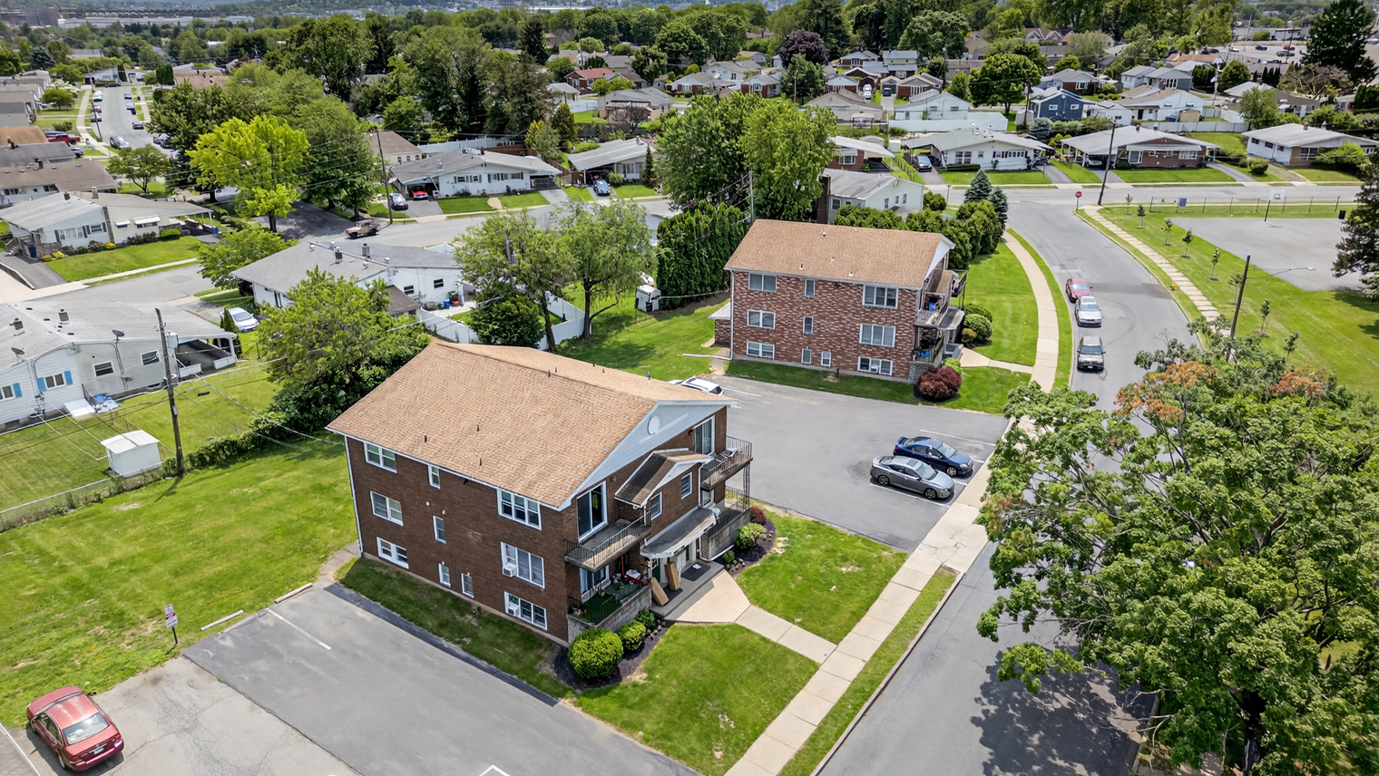Geraldine Street Apartments Aerial view of pet-friendly apartments in Bethlehem, PA – Geraldine Street Apartments