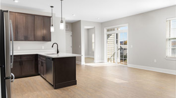 Monte View at Pohatcong Luxury pet-friendly Anniston model garden apartment kitchen with patio/balcony in Pohatcong Twp, NJ – Monte View at Pohatcong