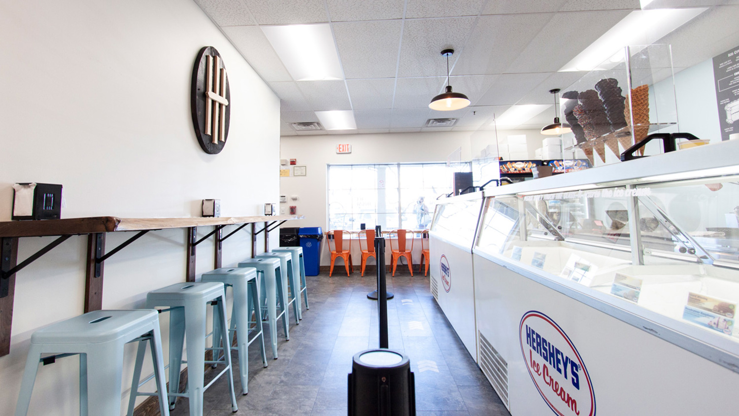 Larken Associates Welcomes Ice Cream Parlor to Kingsbridge Center in Hillsborough, NJ