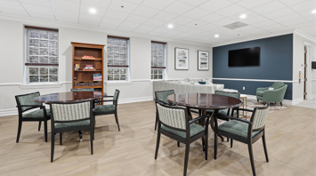 Horizons at the Village at Whitehall Community center lounge space for residents – Horizons at the Village at Whitehall | 55+ Community in Lehigh County, PA