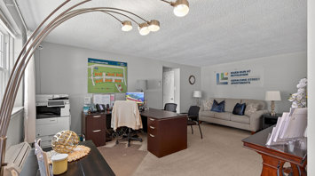 River Run Apartments Pet-friendly apartment living room in Bethlehem, PA – River Run Apartments