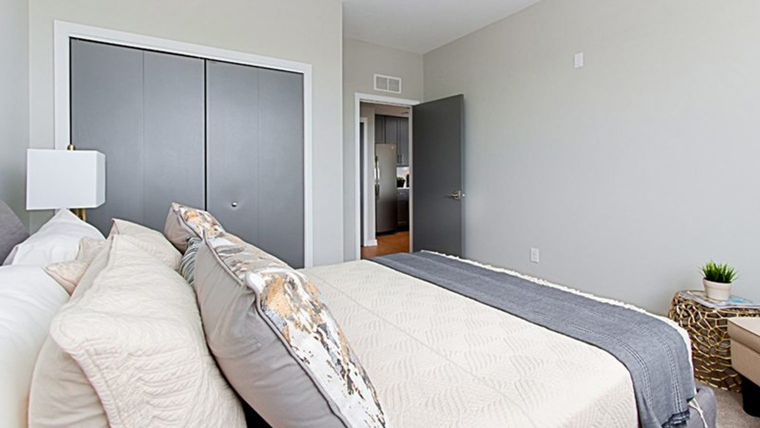 The Pinnacle at 65 Luxury apartment primary bedroom in Bethlehem, PA – The Pinnacle @ 65