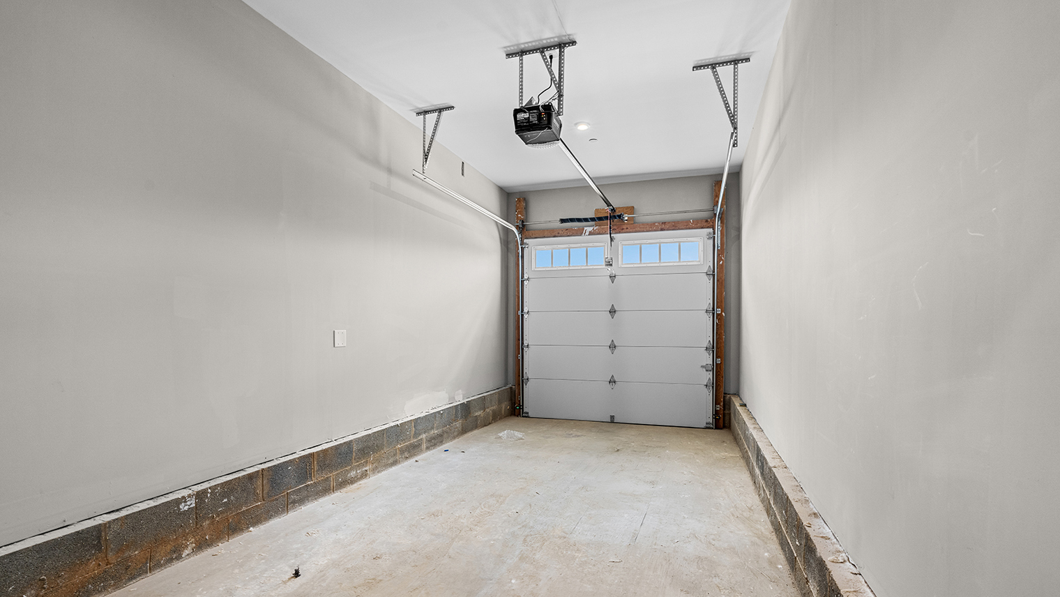 Trailside Village 2 bedroom 2.5 bath Bradbury garage apartment for rent with attached garage – Trailside Village in Easton, PA