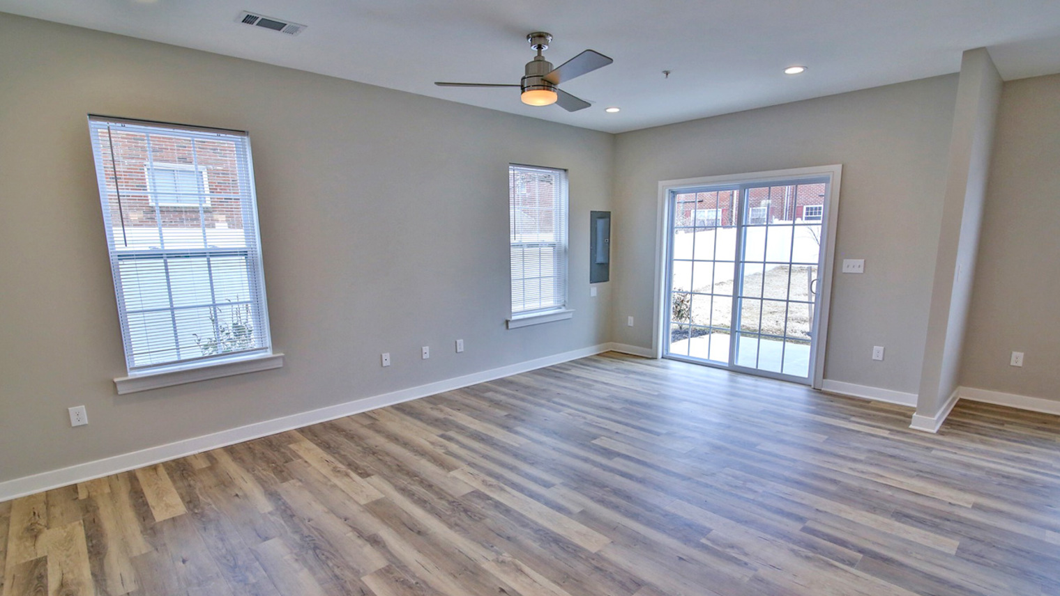 River Run Apartments Luxury townhome with garage for lease Lehigh County, Pennsylvania - River Run Apartments