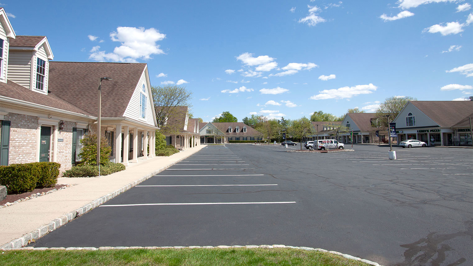 Kingsbridge Center Medical space for lease Somerset County, New Jersey - Kingsbridge Center